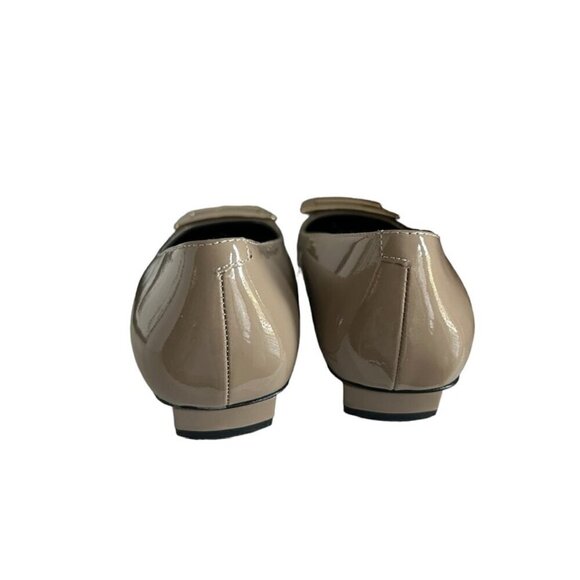 ROGER VIVIER Belle Vivier Patent Leather Neutral Flats With Gold Buckle 37 - Picture 7 of 7